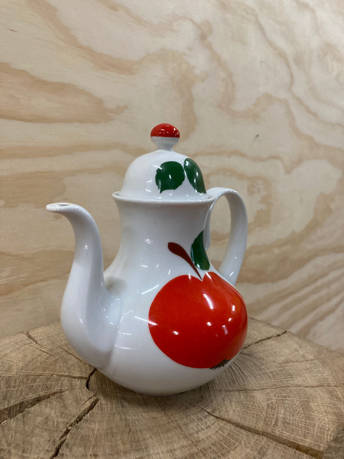 Vintage German Seltmann Bavaria Apple Teapot / fruit