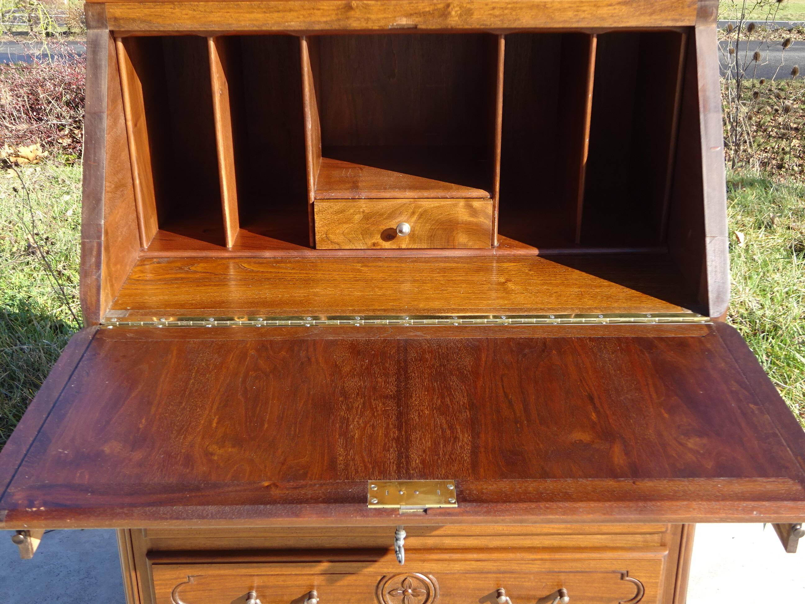 3-in-1 furniture: chest of drawers, secretary, and display cabinet, in walnut.