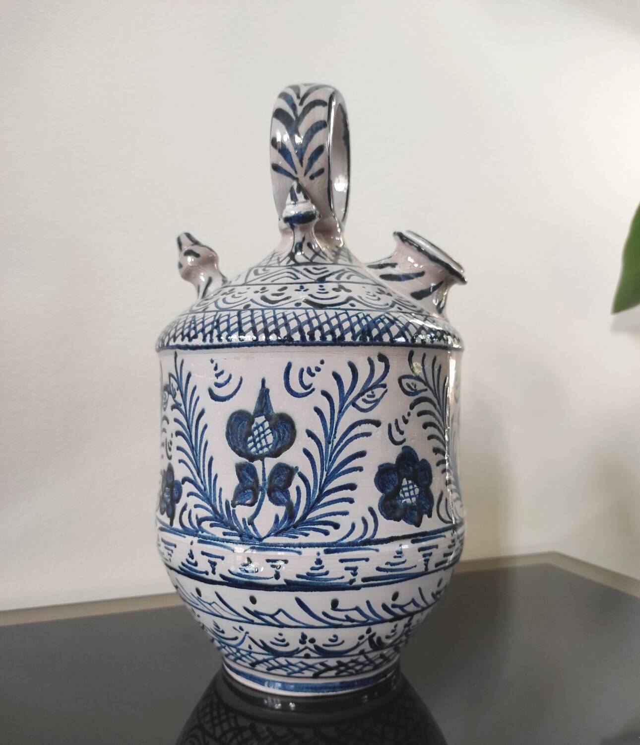 Vase, jug (Botijo) vintage
