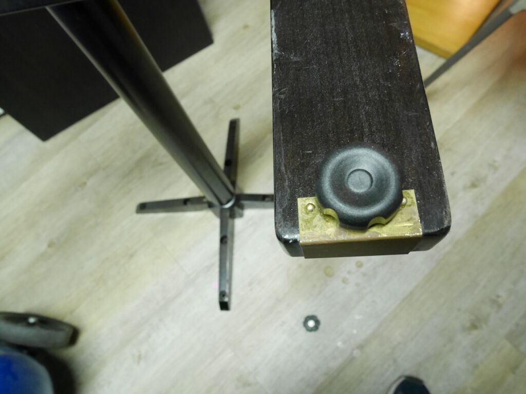 Restaurant table in solid wood
