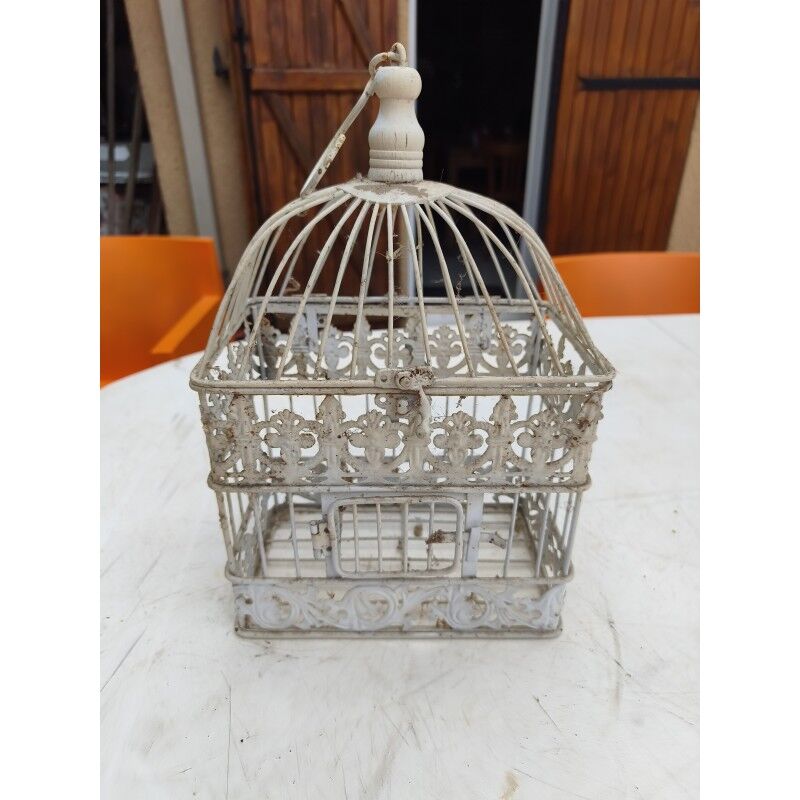 Cage à oiseaux en fer forgé