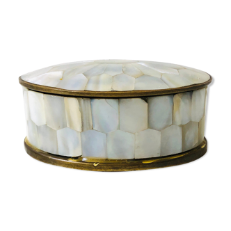 Mother-of-pearl box