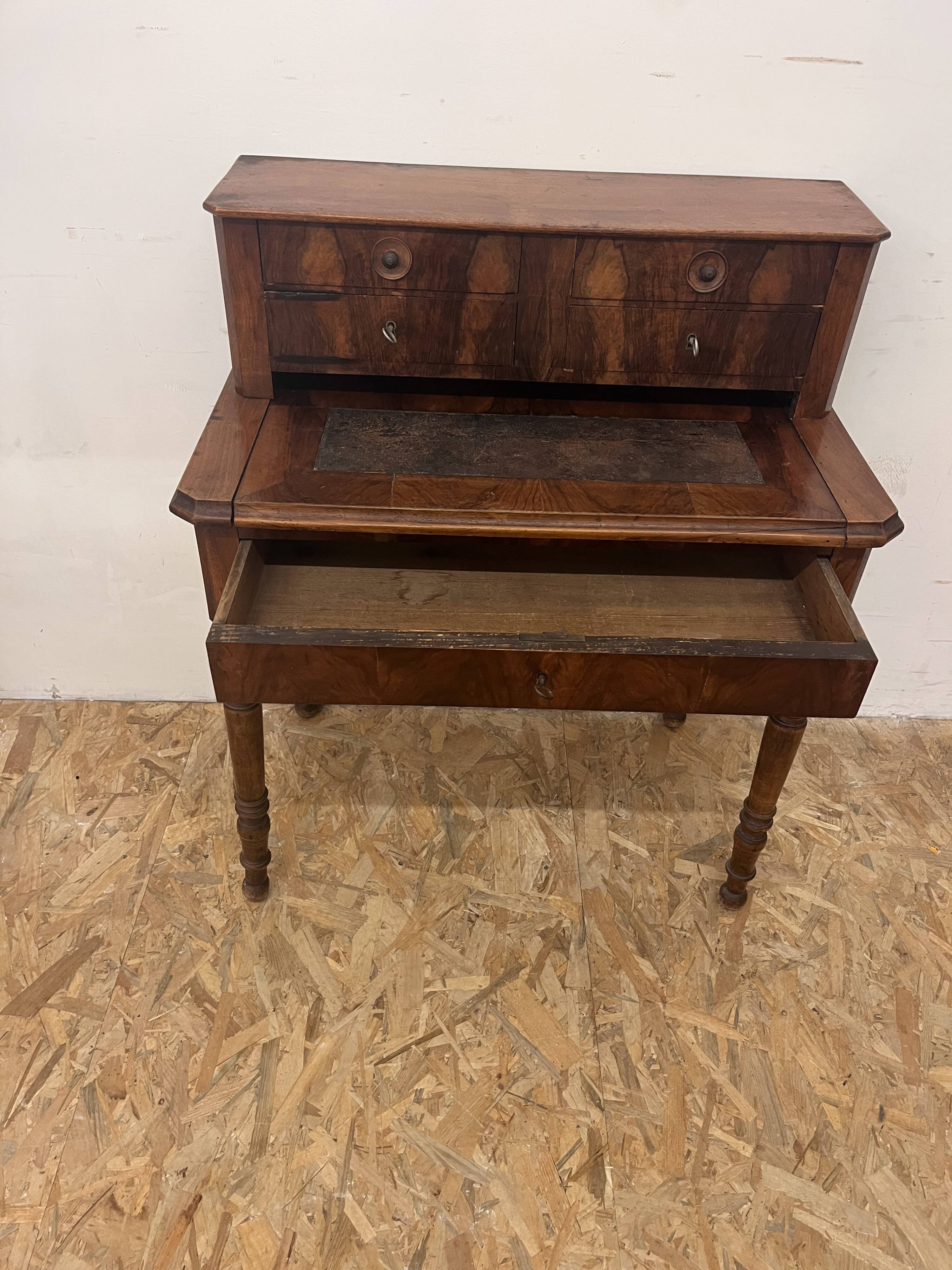 Louis Philippe stepped desk