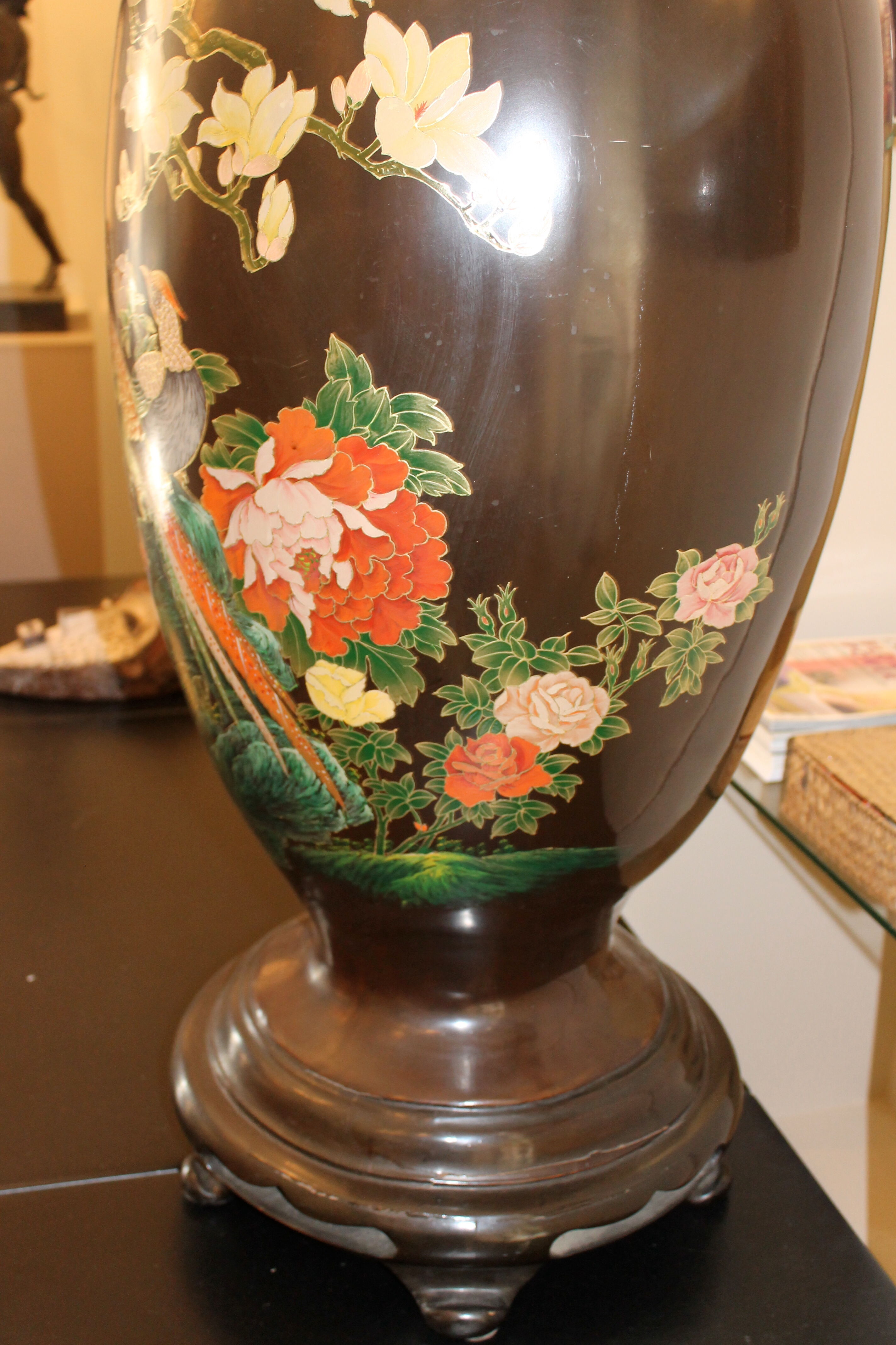 Chinese vase from the 20th century