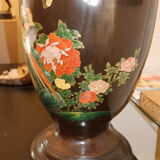 Chinese vase from the 20th century