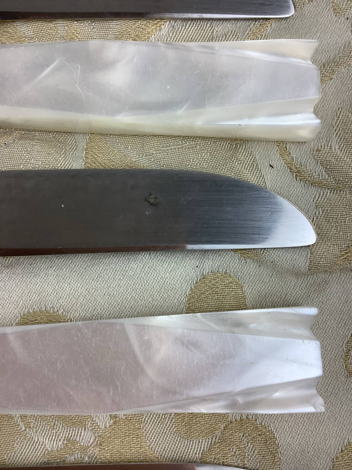 Box of 12 vintage knives