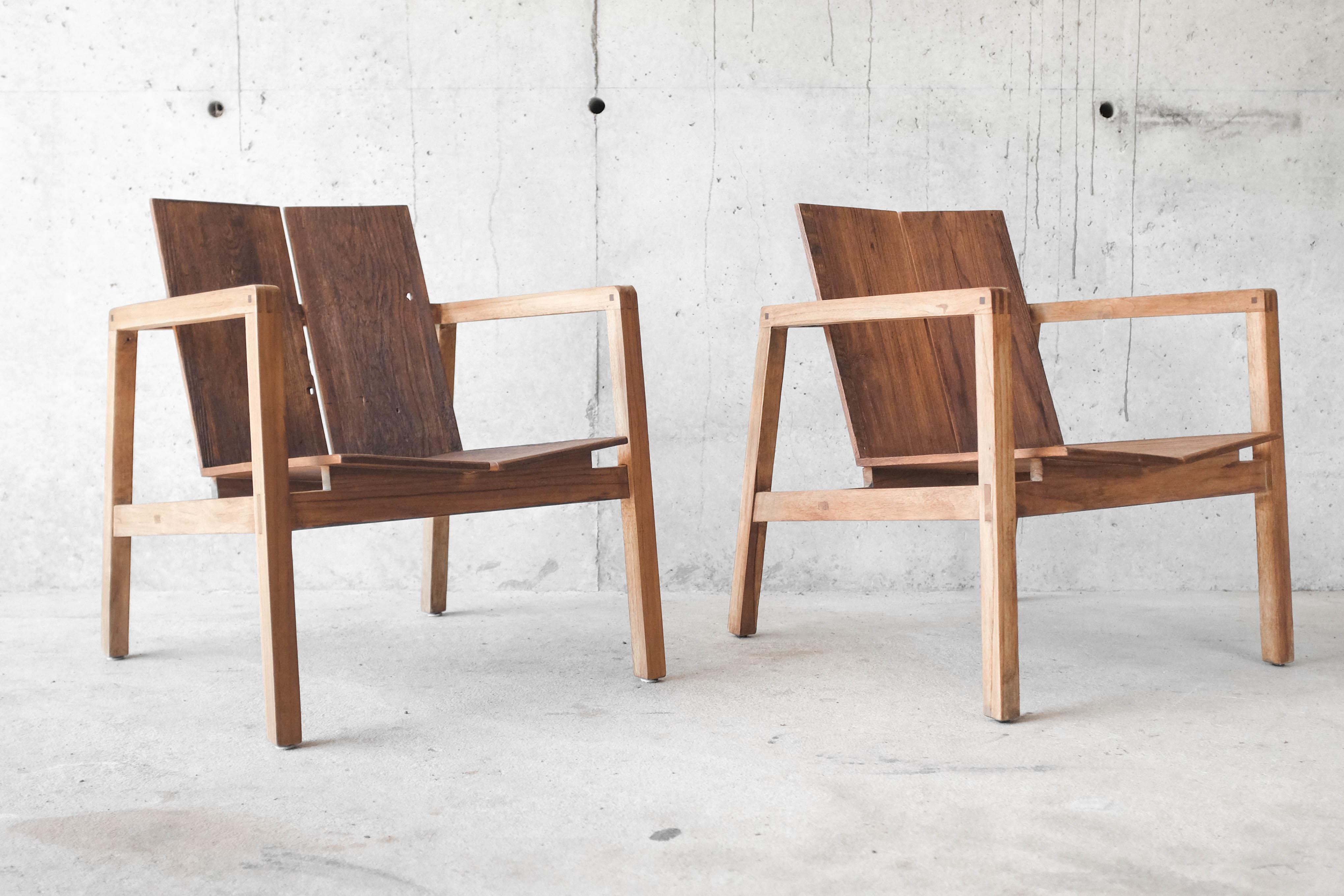 Pair of solid wooden armchairs 70