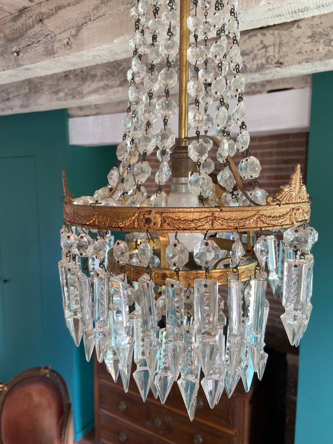 Small balloon chandelier