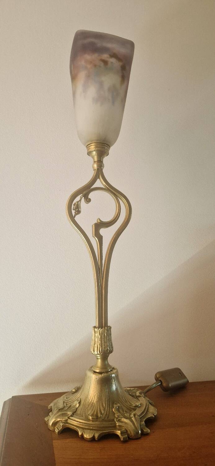 Art Nouveau style lamp by Müller Frères