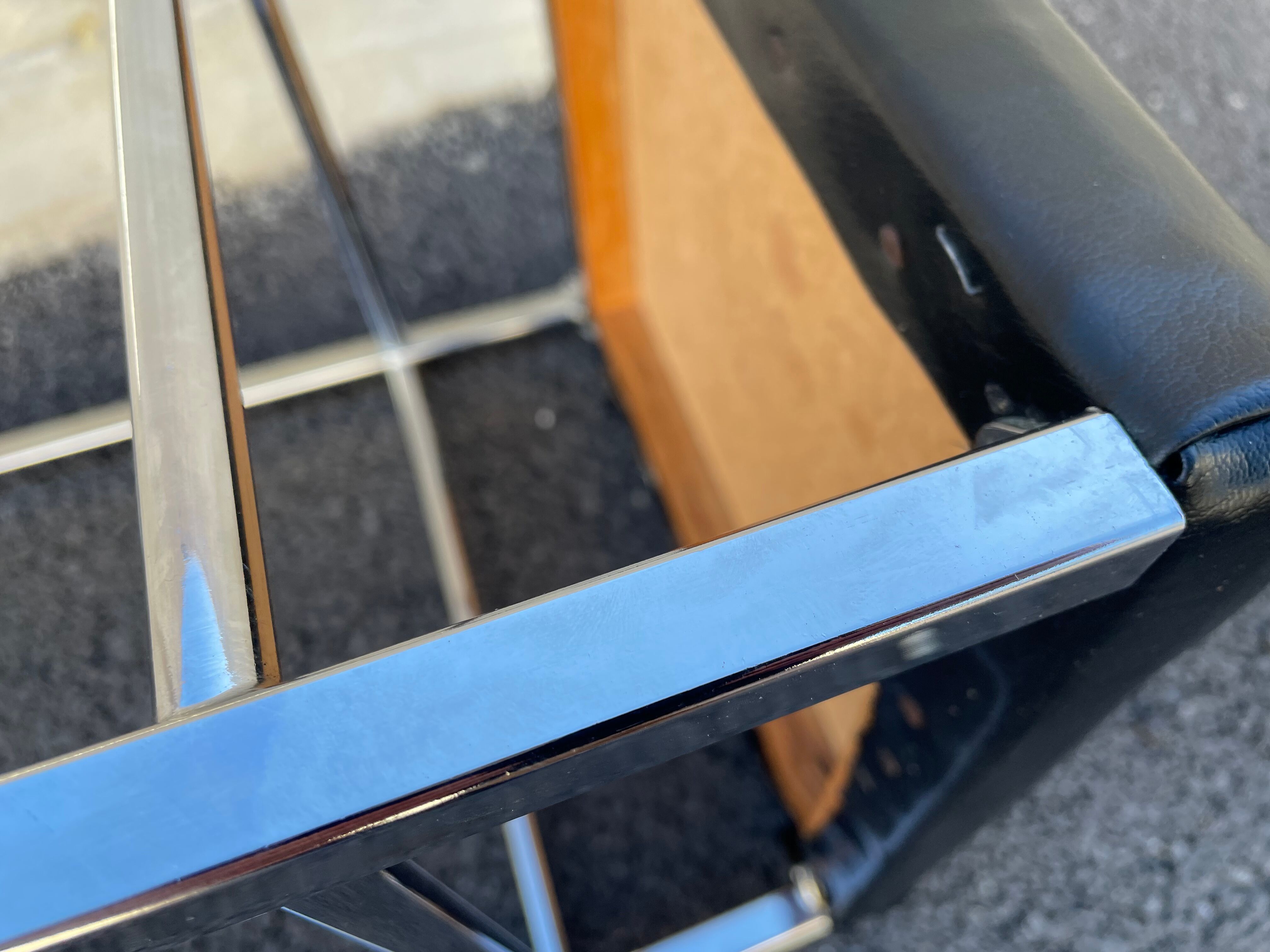 Stool year 70 skaï and chrome metal