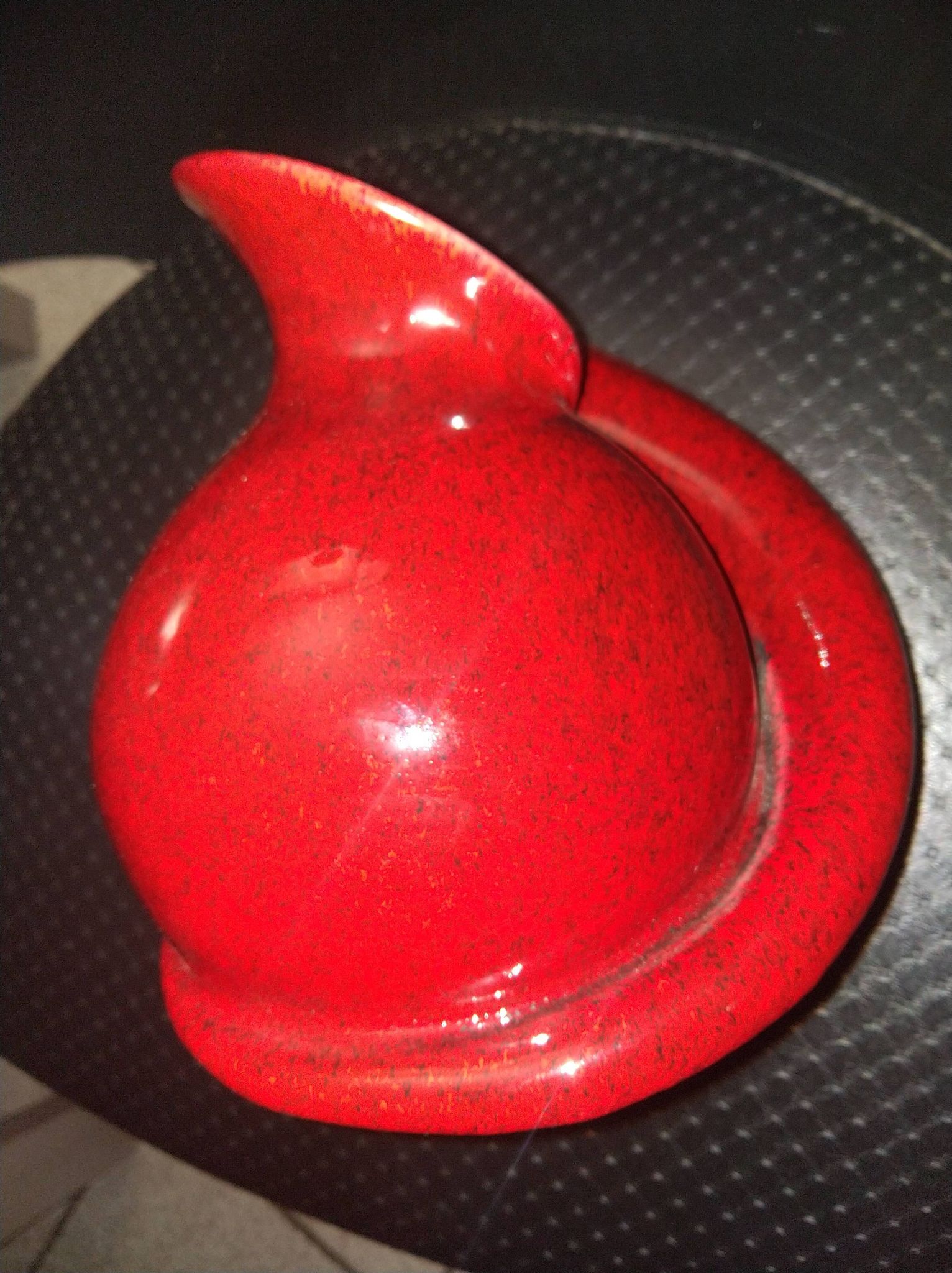 Vase coeur de rose en céramique par Fred et Andrée Stocker vers 1950