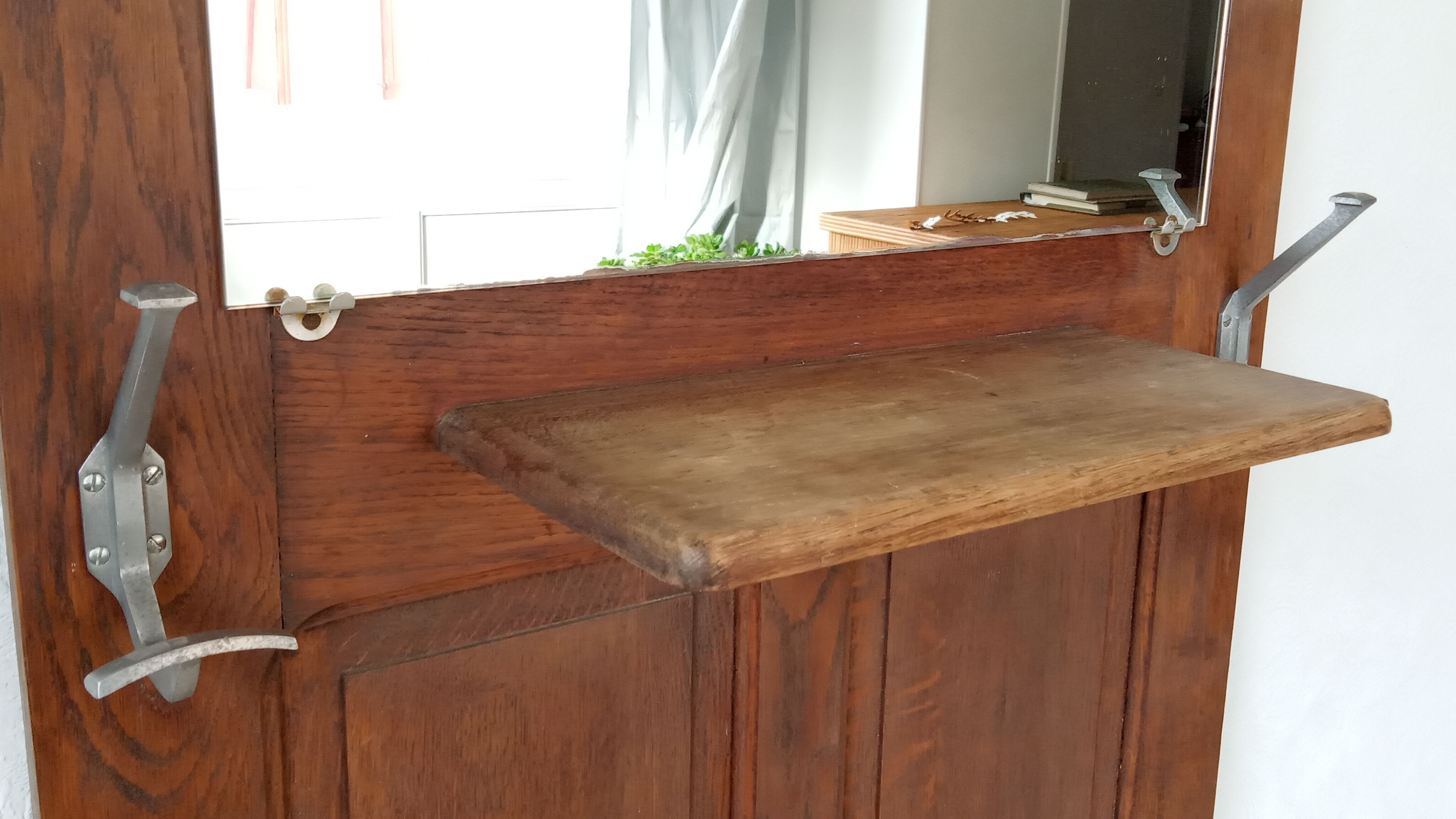 Oak cloakroom from the 1940s