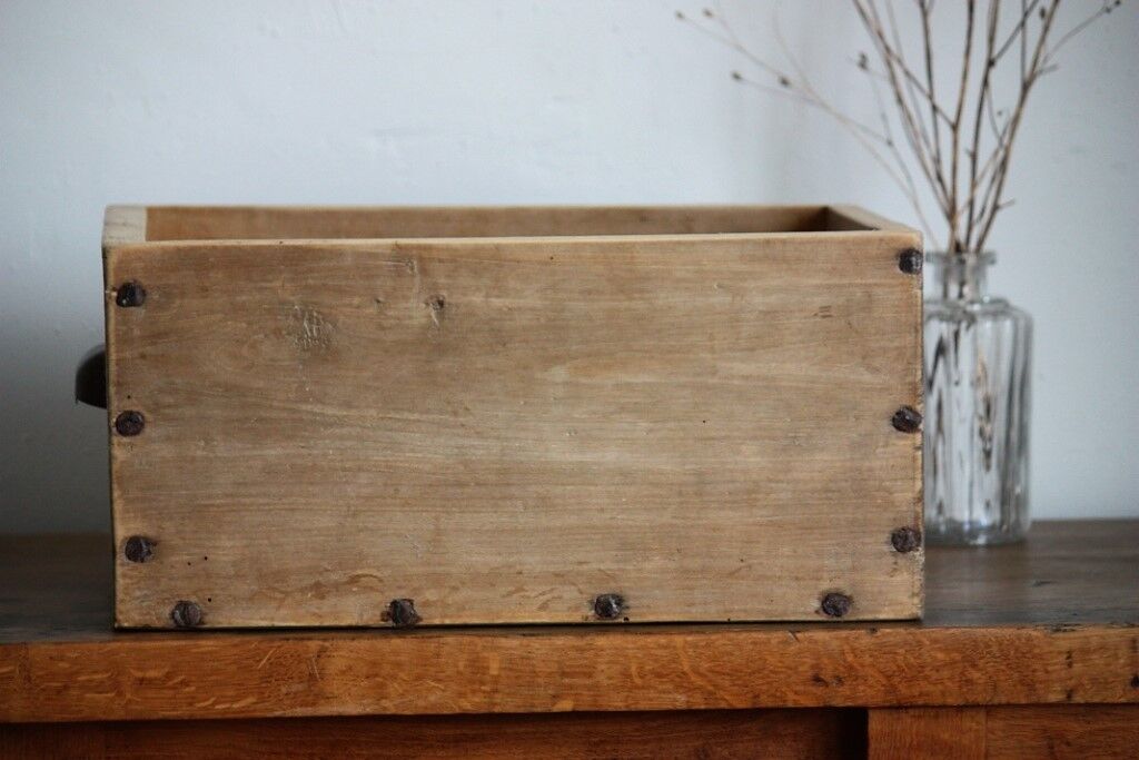 Storage crate