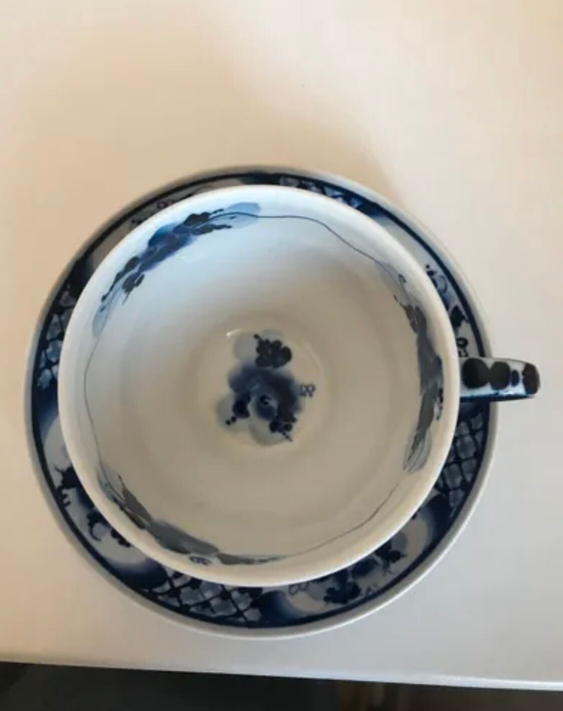 Set of cups and sugar bowl