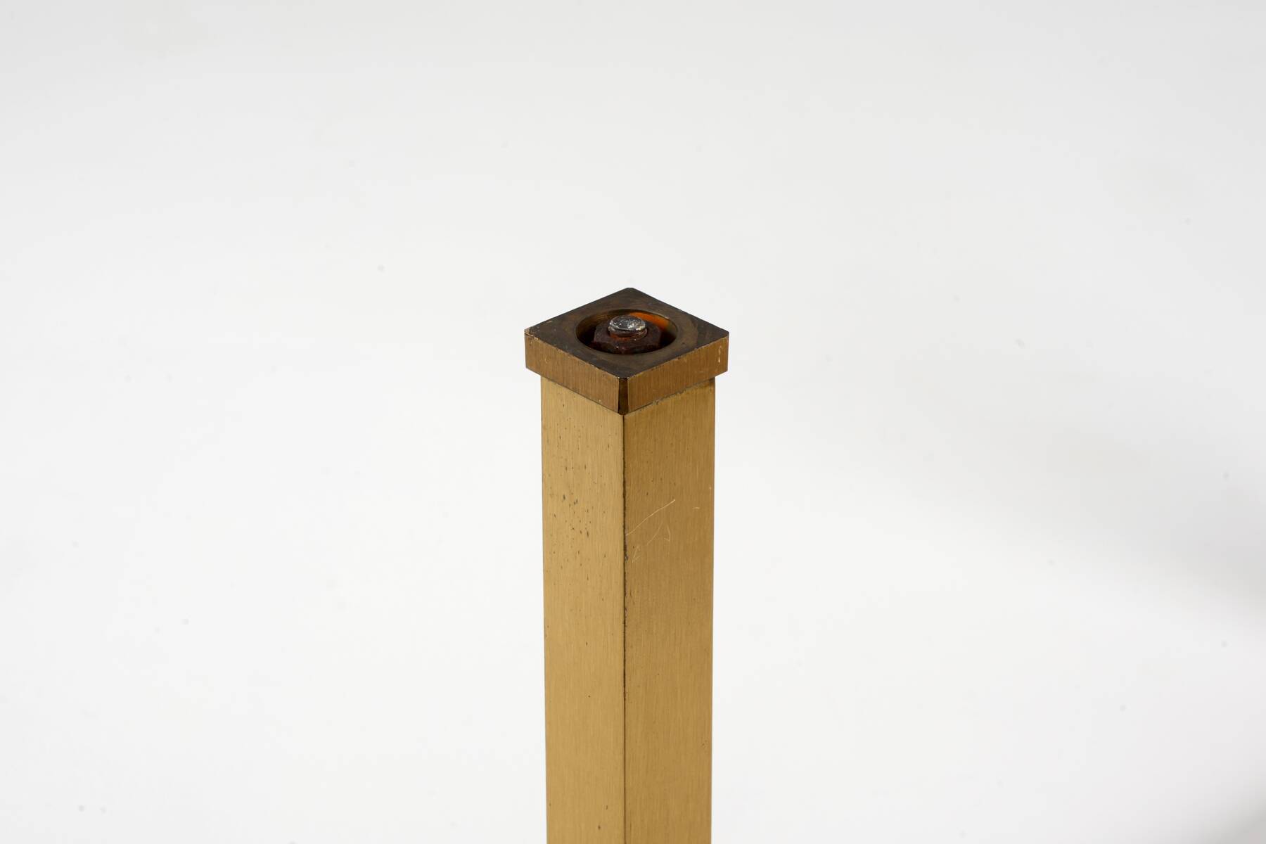 Table d'appoint de Guy Lefevre pour Jansen circa 1970