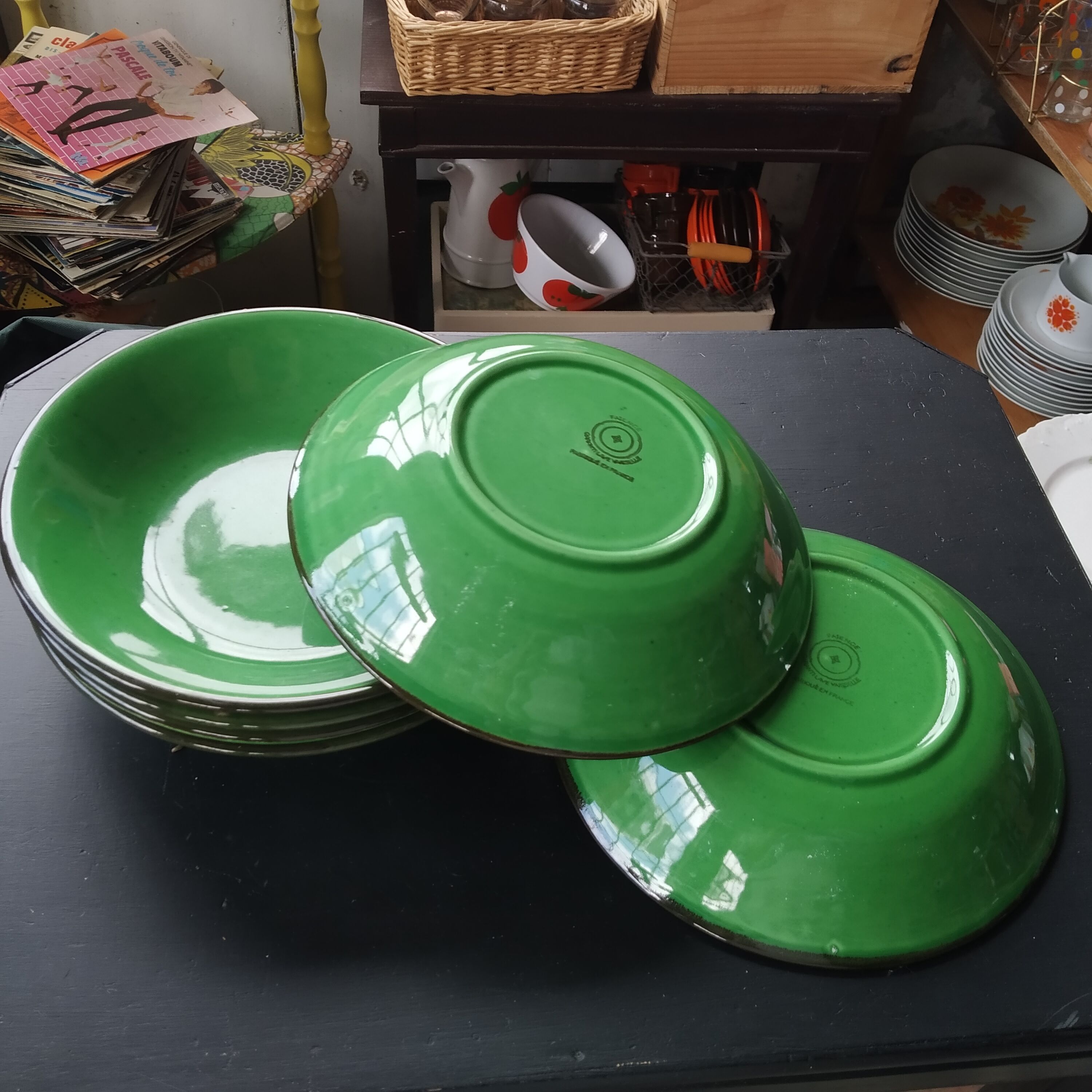 Lot plates
