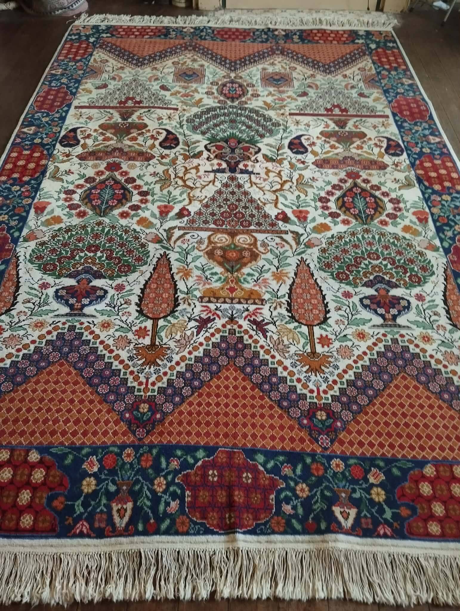 Handmade Kairouan Berber rug 304x203cm