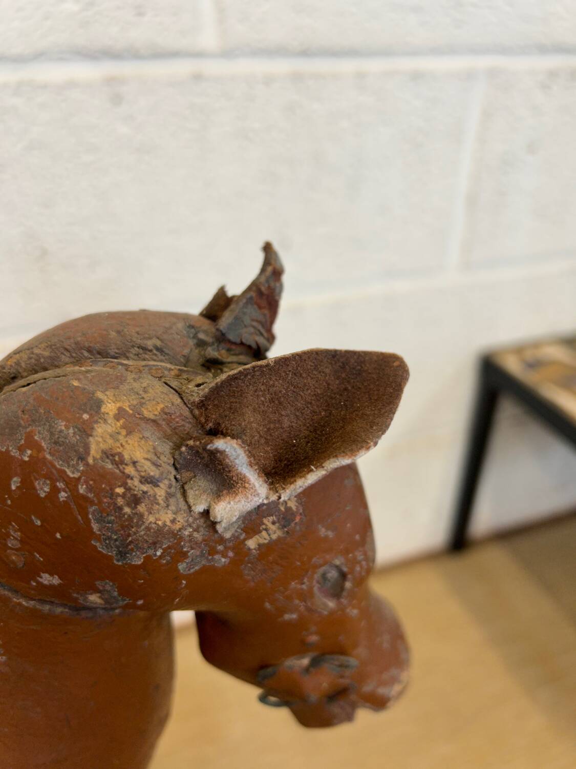 Very old pulling horse popular art