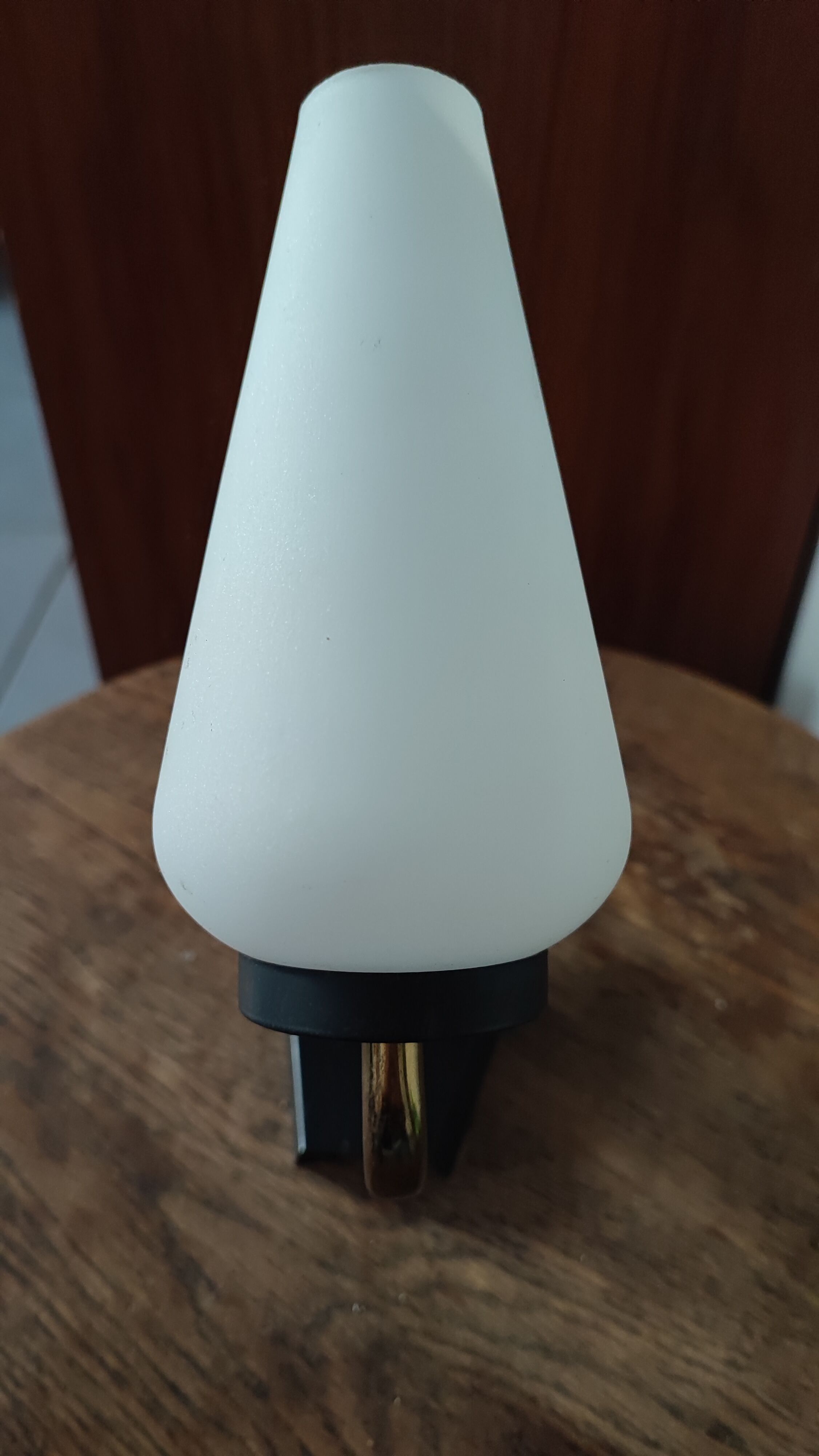 Brass and opaline wall lamp 1950