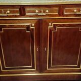 Parisian buffet in Louis XVI style – Mahogany and gilded brass – Marble top –