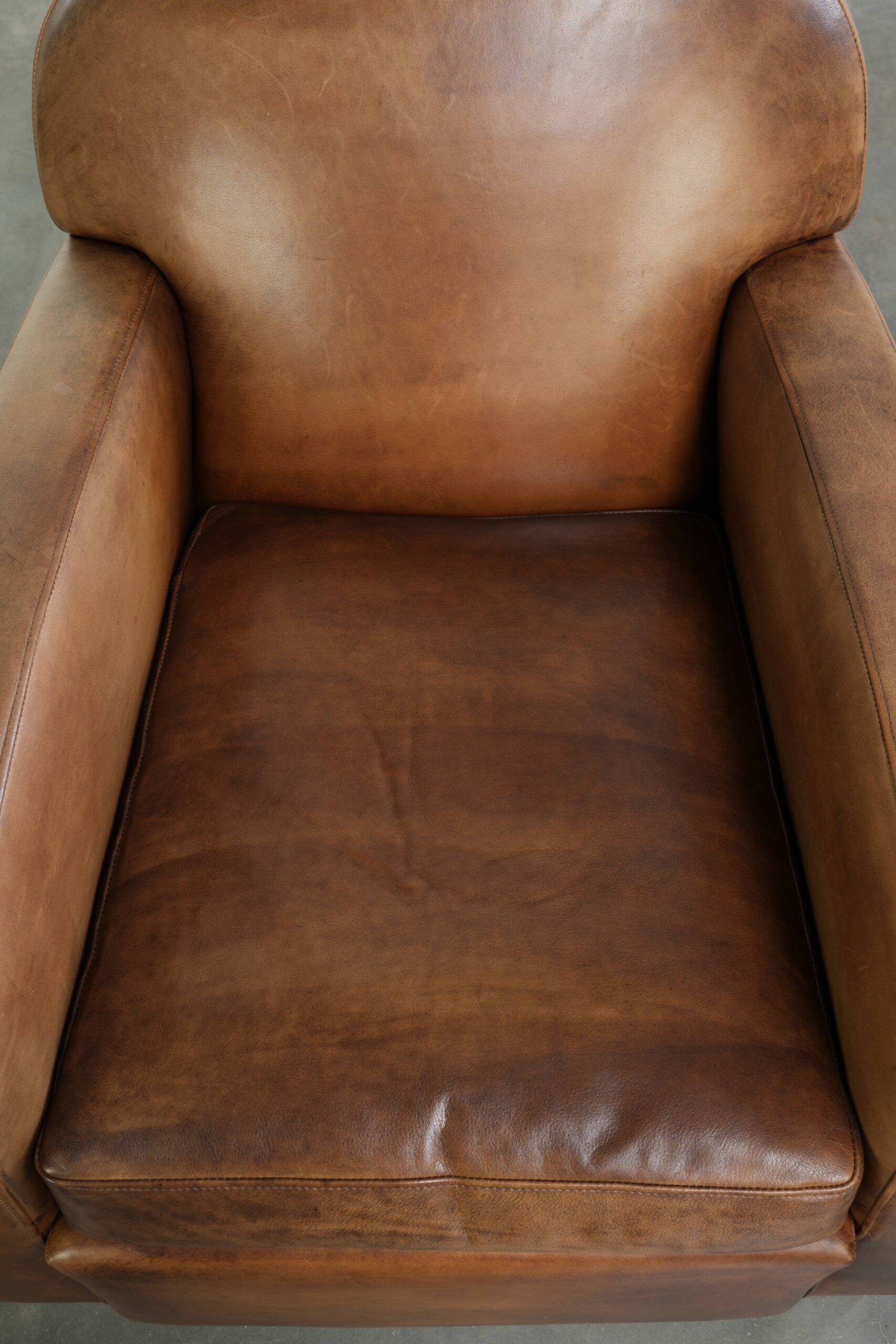 Sleekly designed sheepskin design armchair with a great appearance