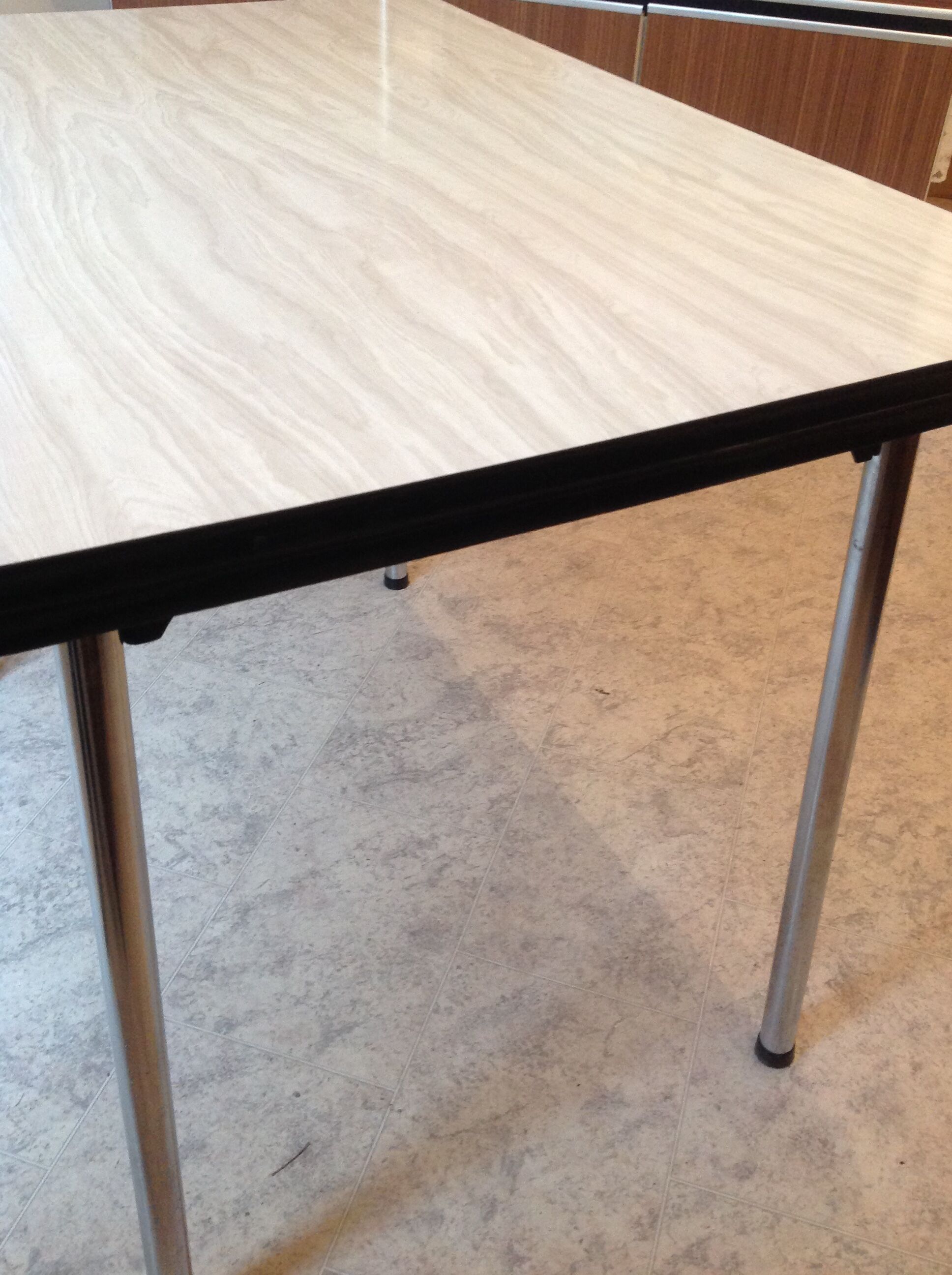 Table in grey formica and chrome feet / vintage 60s-70s