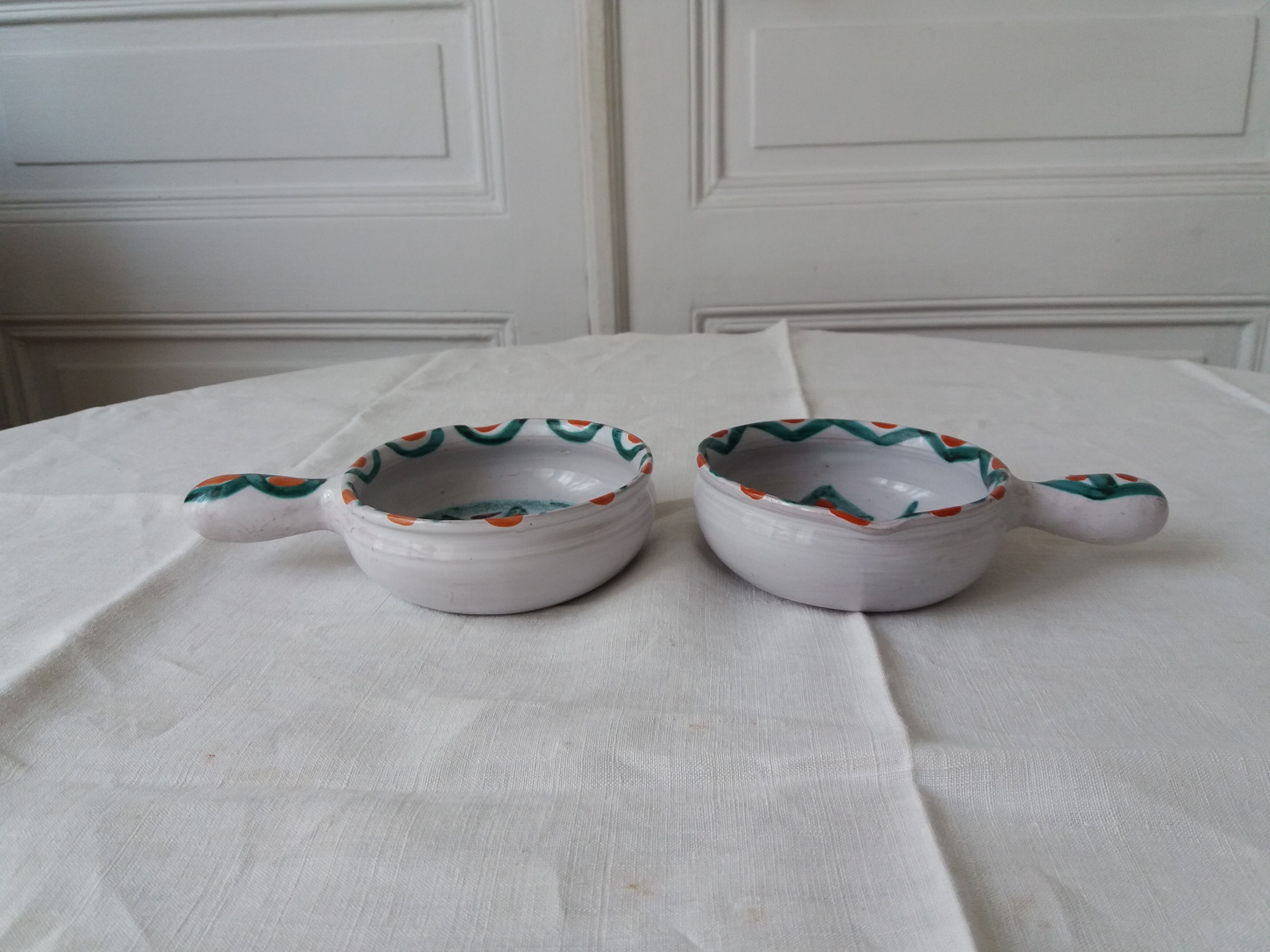 PAIR OF CERAMIC PANS FROM VALLAURIS SIGNED ANTOINE FAZIO