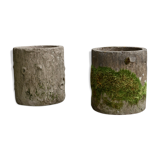 Pair of concrete planters