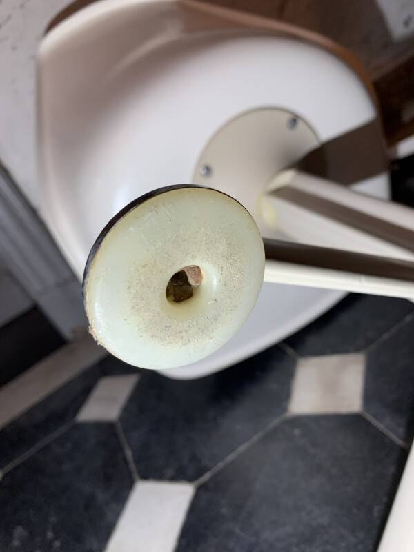 Pair of swivel "Tulip" chairs, 1960, MAURICE BURKE for ARKANA