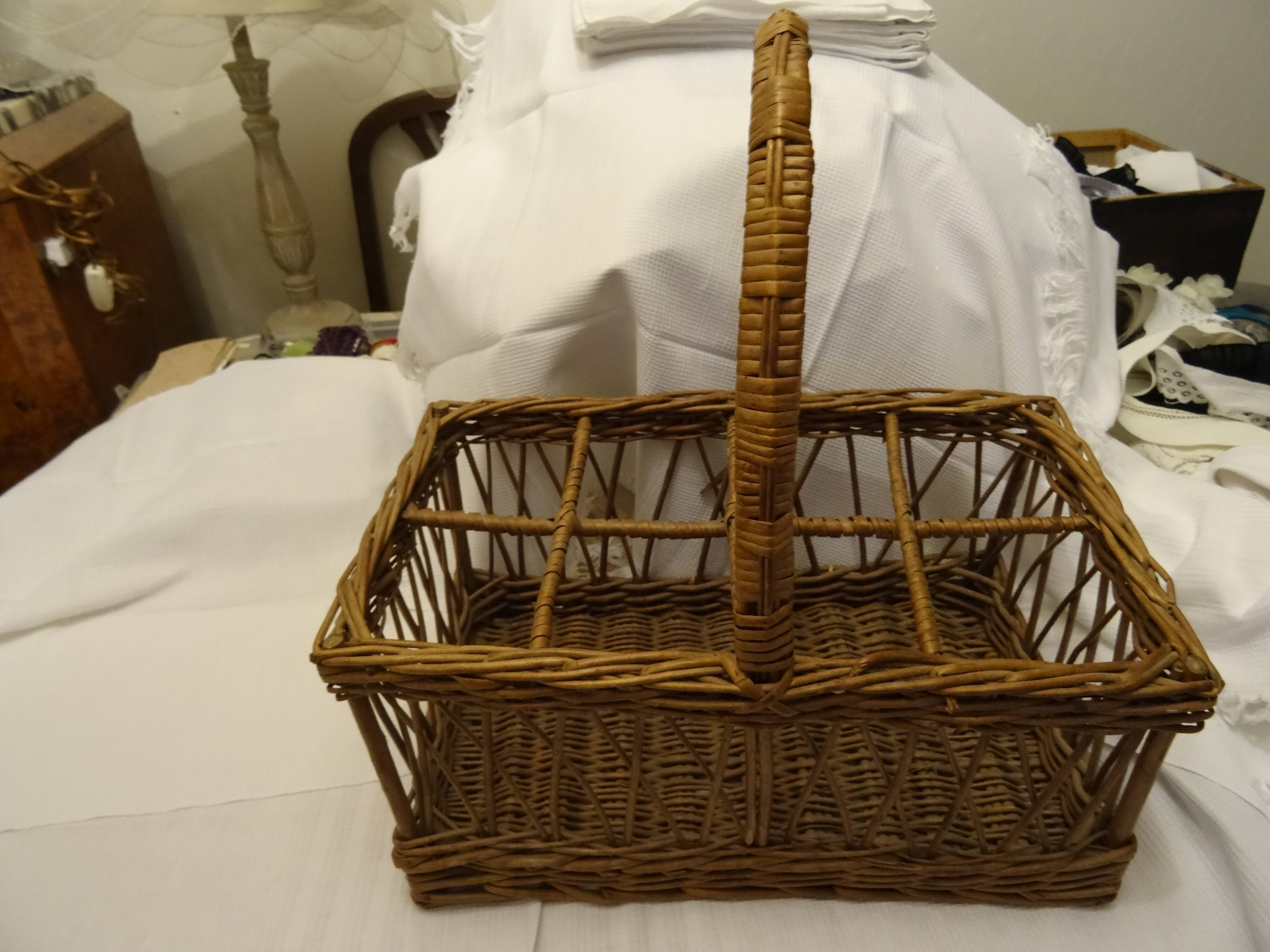 Rattan bottle holders