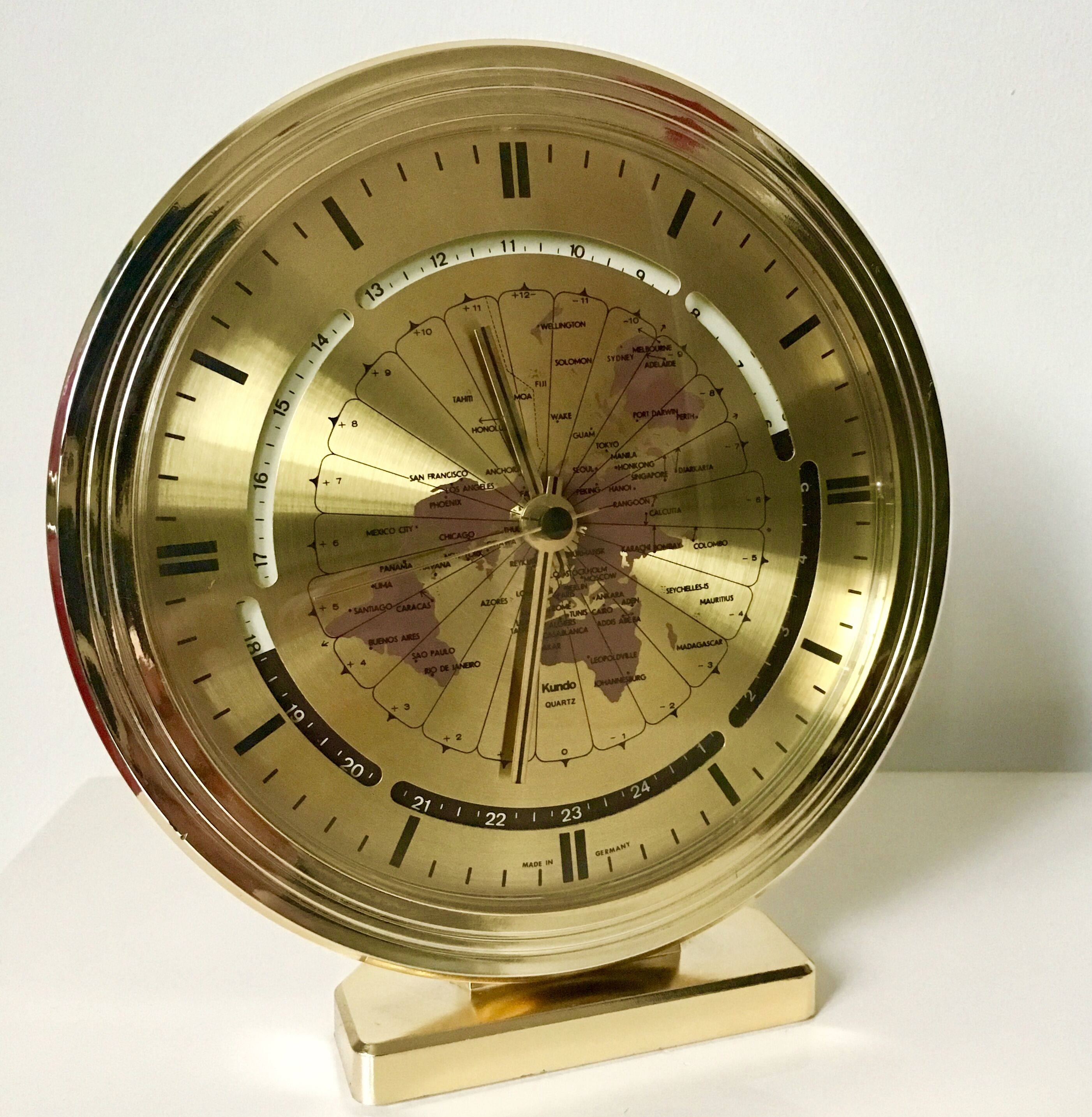 Modernist clock Kienzle Kundo world timer 1970 West Germany