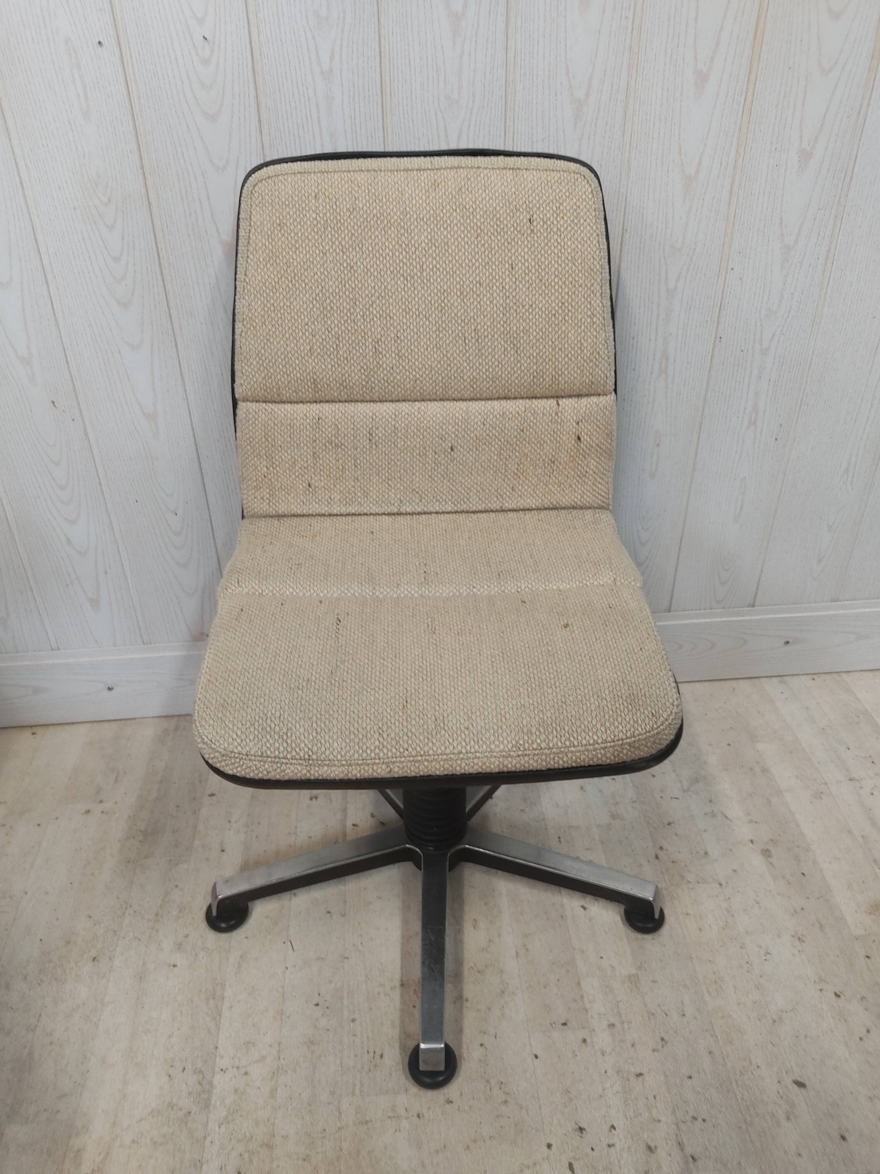 Chaise de bureau pivotante vintage