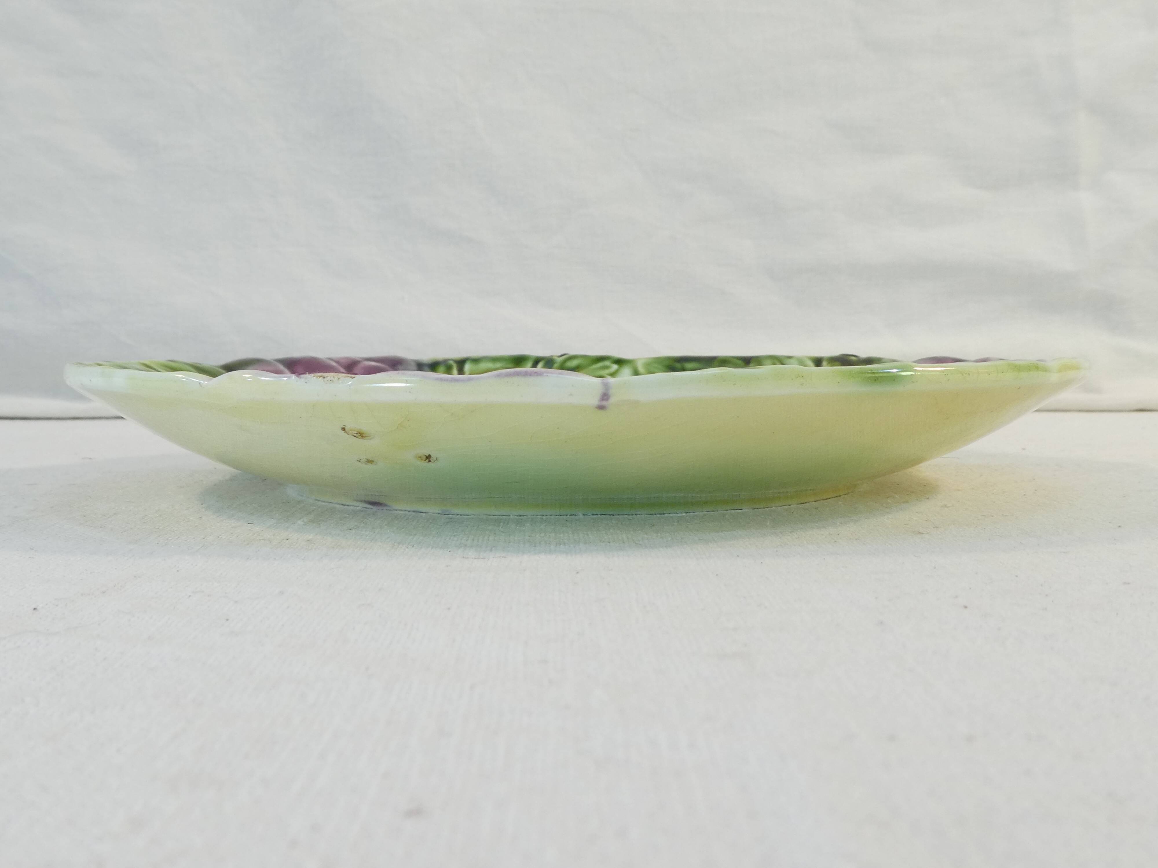 Plate of bunched barbotine and grape leaf