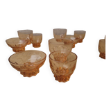12 verres en verre ambré, 1960