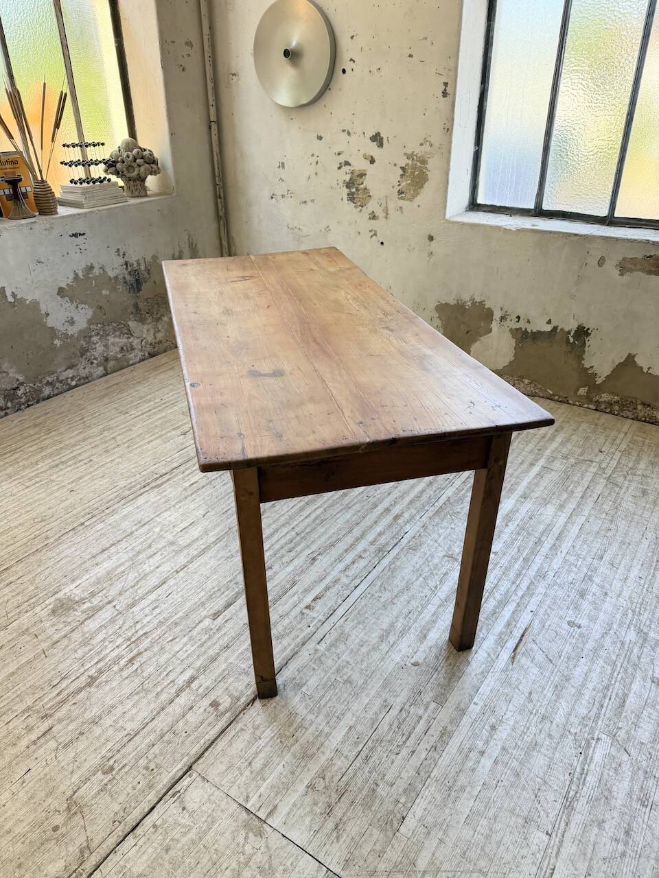 Cherry farmhouse table 1m8