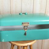 Minth blue enamelled metal box