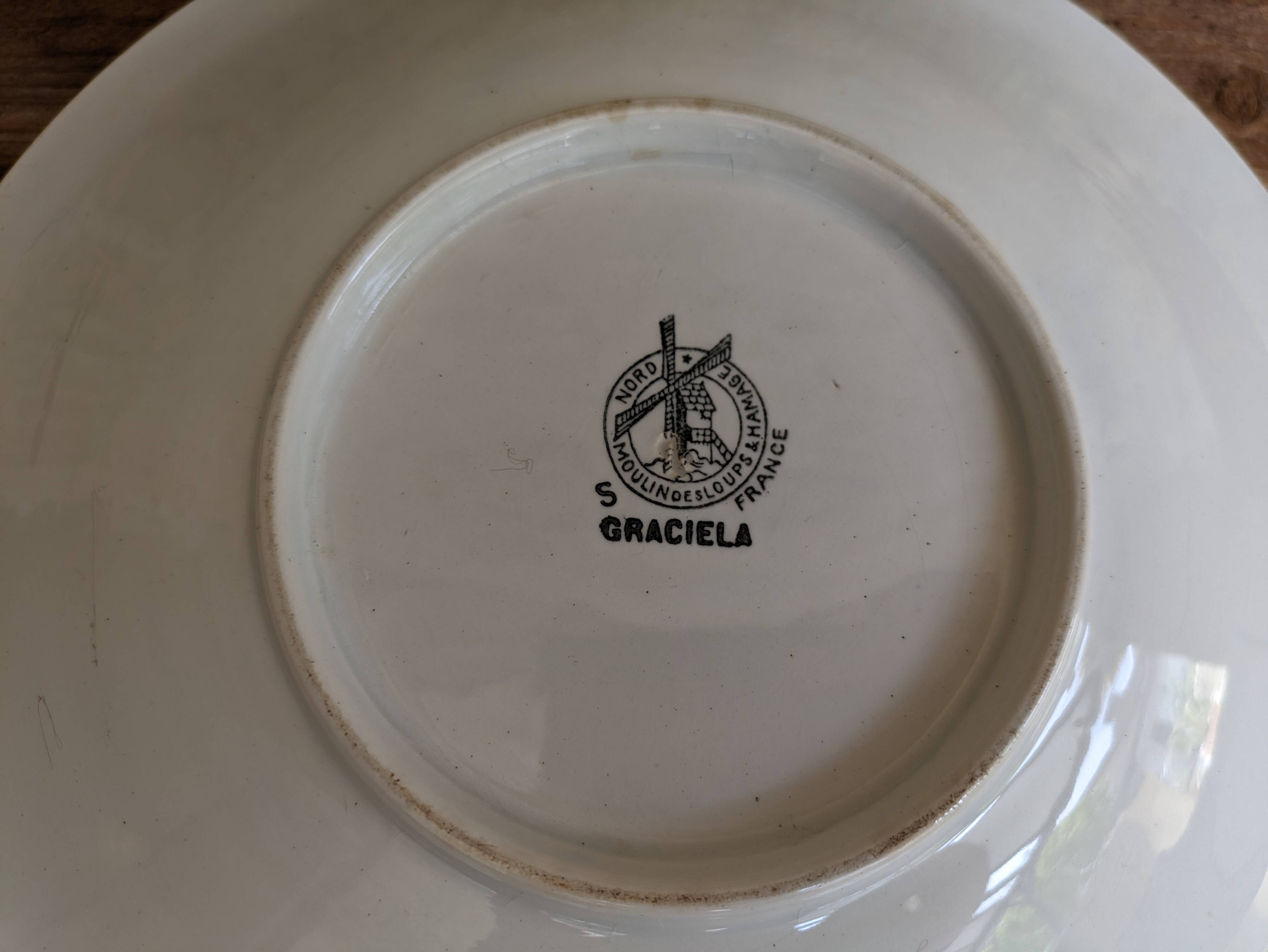 Old round ceramic serving dish Moulin des loups & Hamage model Graciela