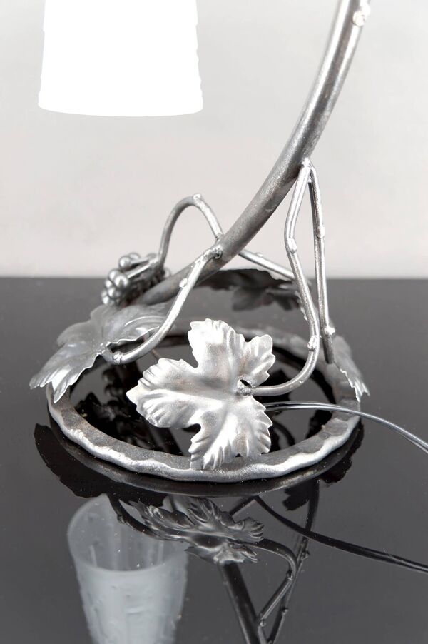 Lampe en Fer Forgé, ''Vigne'', Muller Frères Lunéville, Art Déco, c. 1930