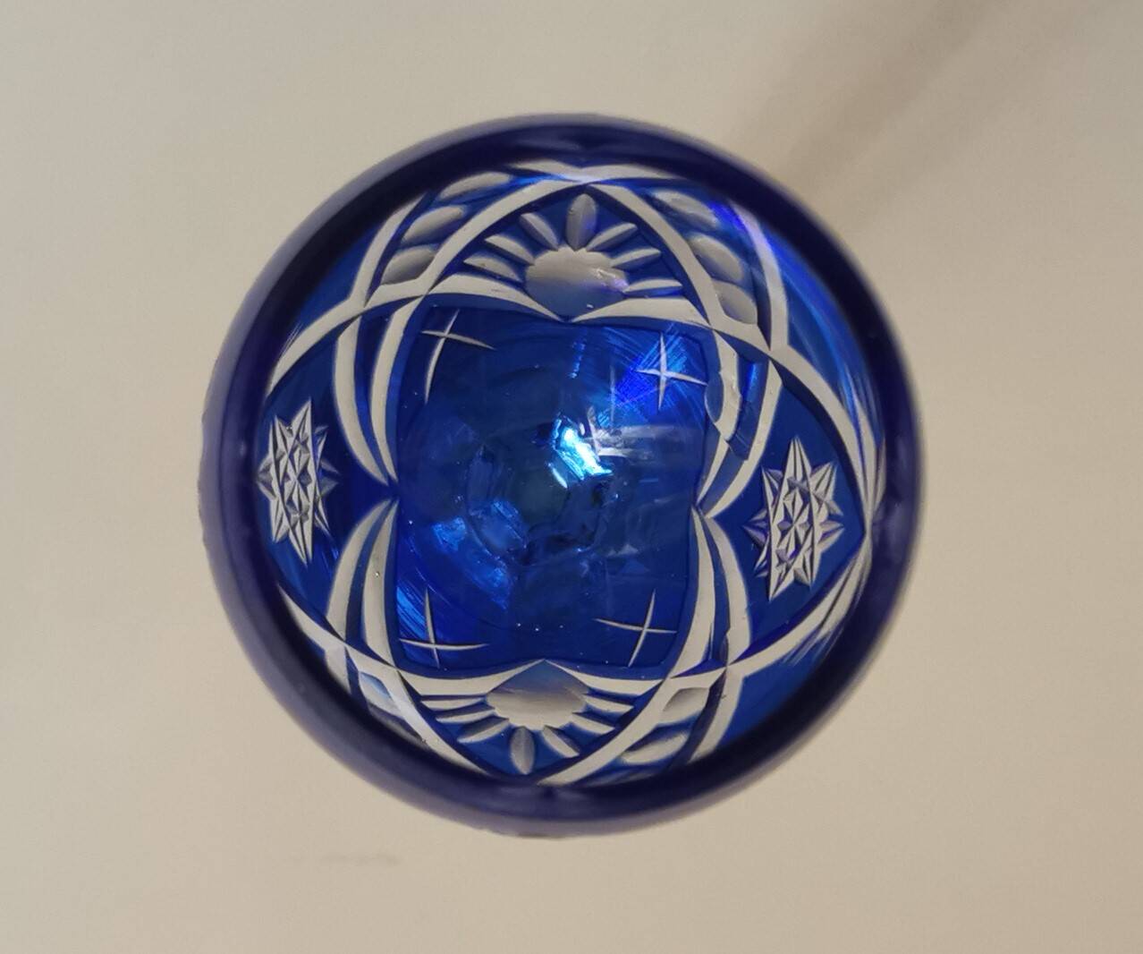 Carafe et 6 verres - verre taillé