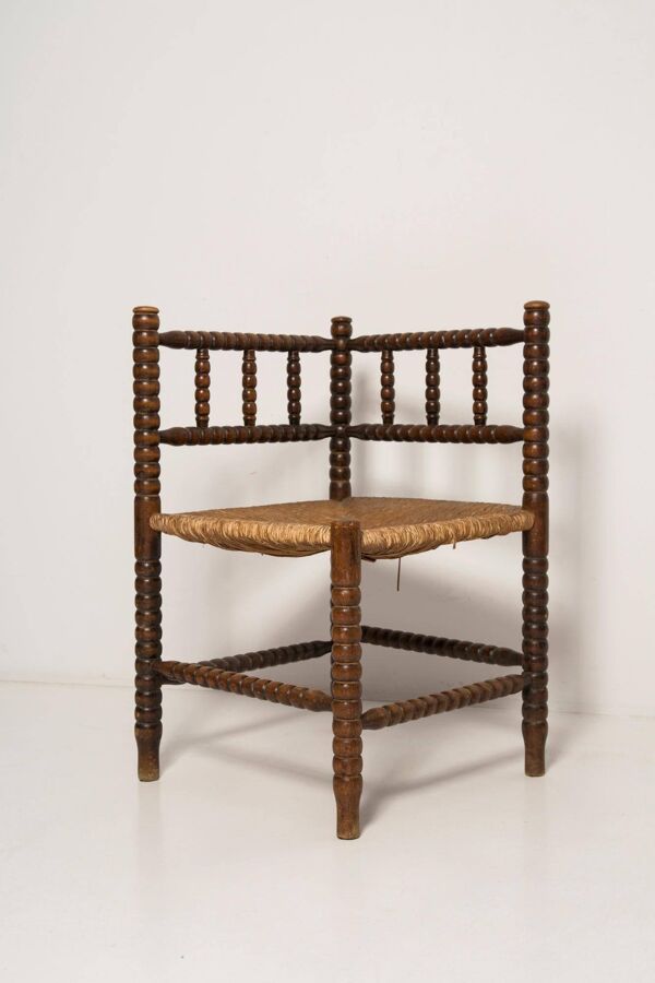Chaise d’angle bobine artisanale provinciale antique du milieu du siècle, France, années 1940