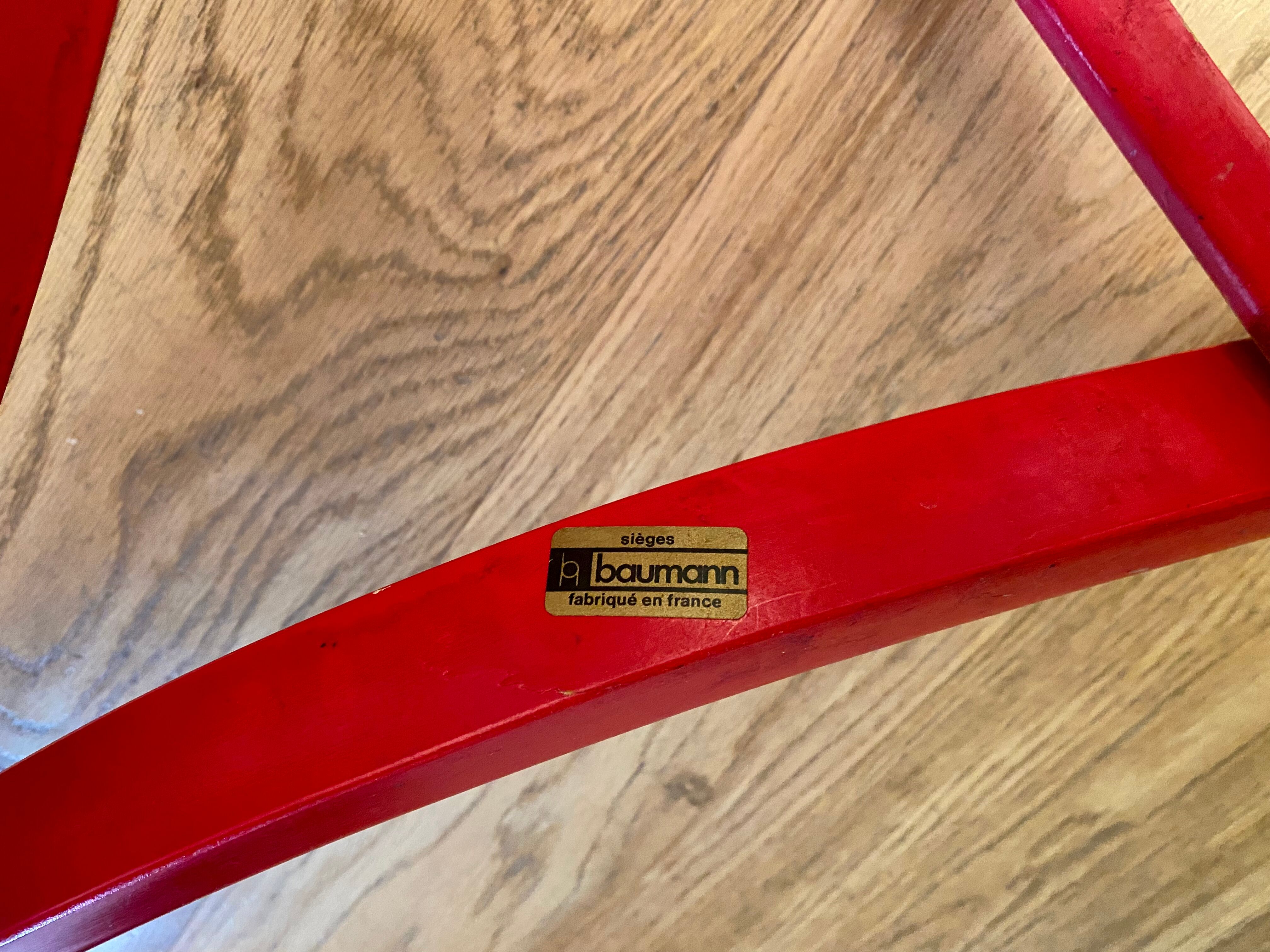 Red Baumann parrot coat rack