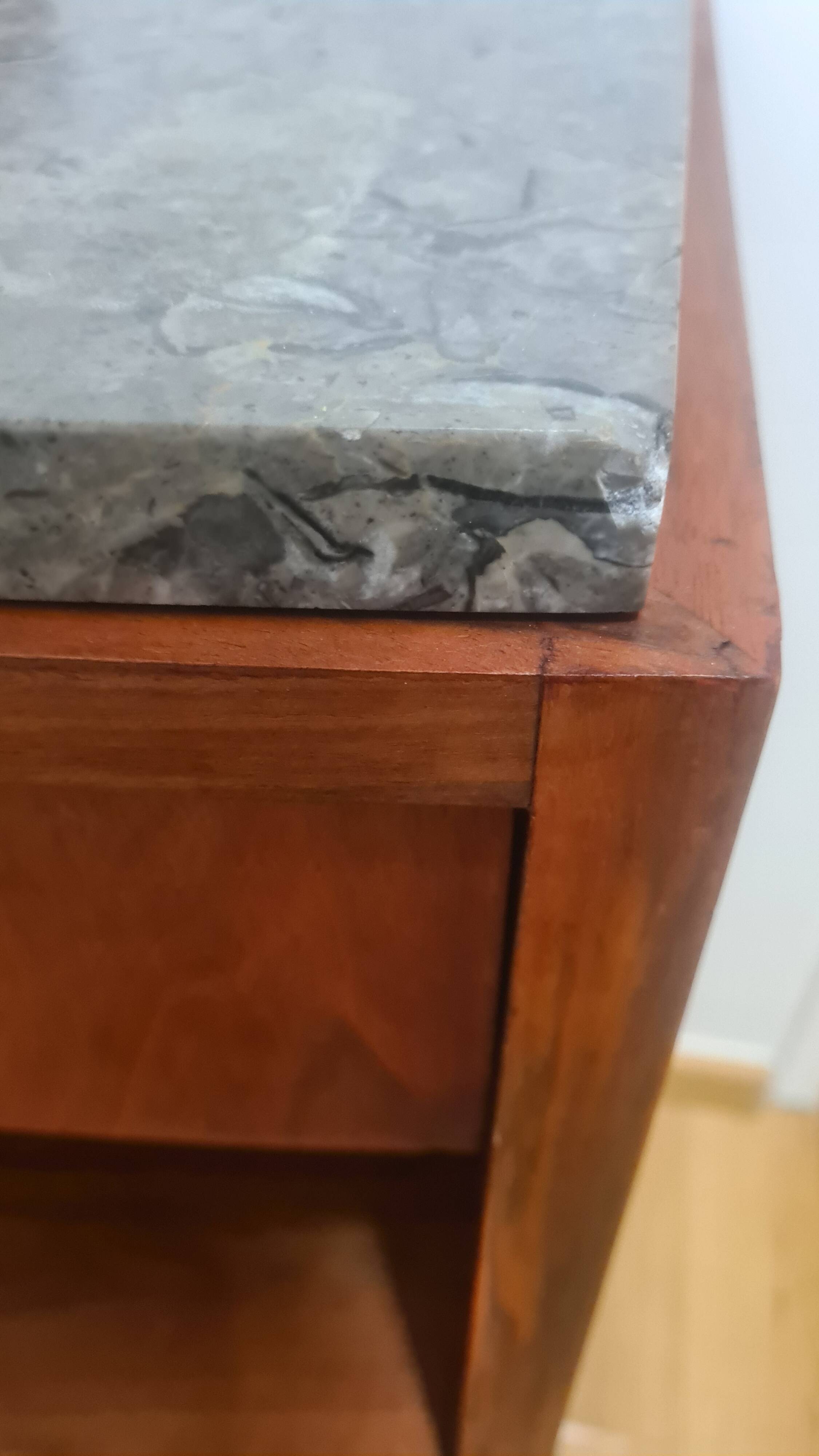 Art Deco side table in wood and marble – 1930s – bedside table