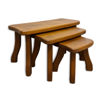 Pull out tables, 70