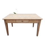 Farmhouse table