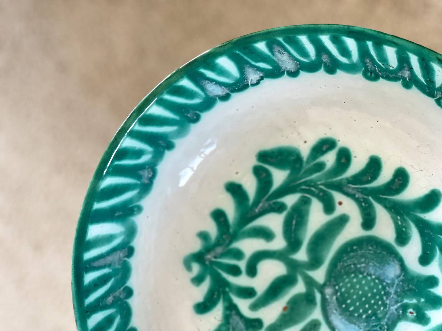 Lebrillo salad bowl from Fajalauza.