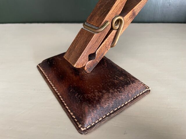 Gucci 1950 paper press