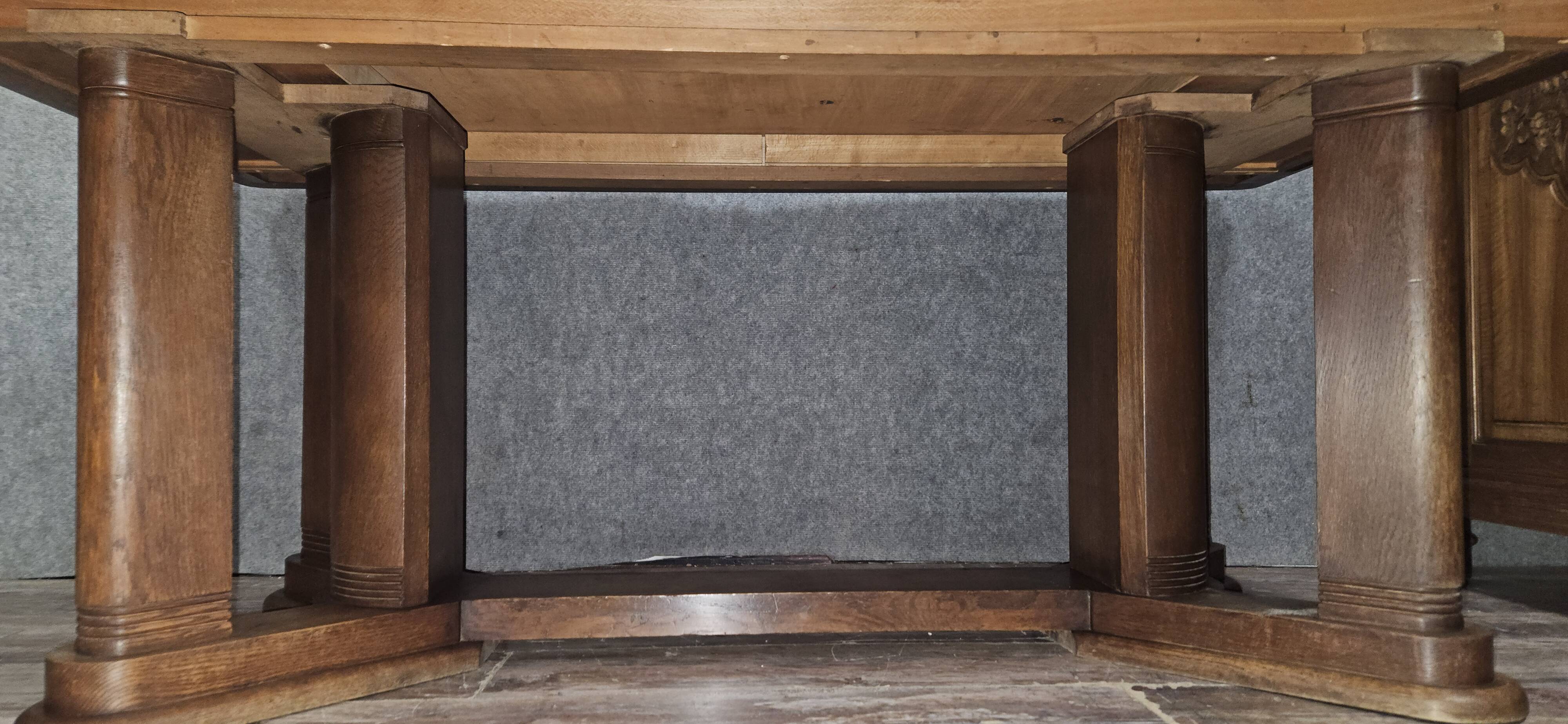 Large extendable dining table from the Art Deco period – checkerboard top –