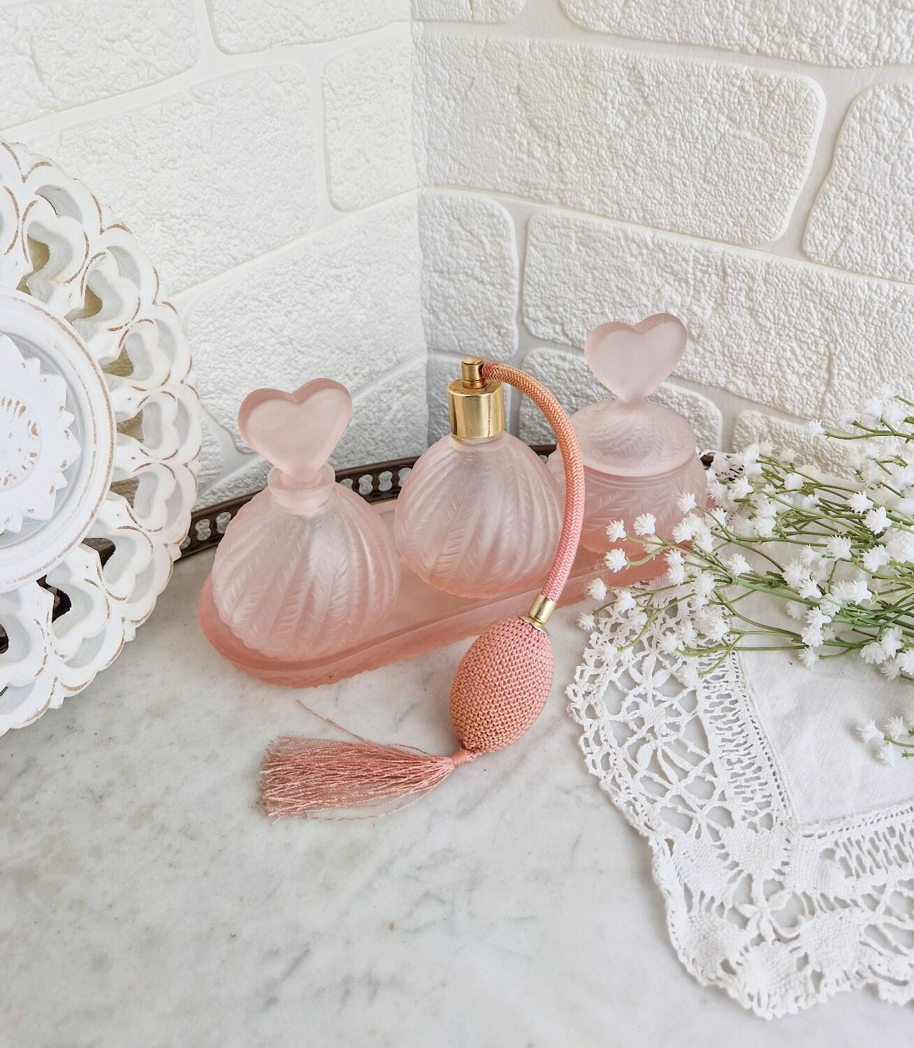 Vintage Pink Frosted Glass Bathroom Set Romantic Heart Decor