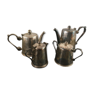 4-piece tea/coffee service in silver metal