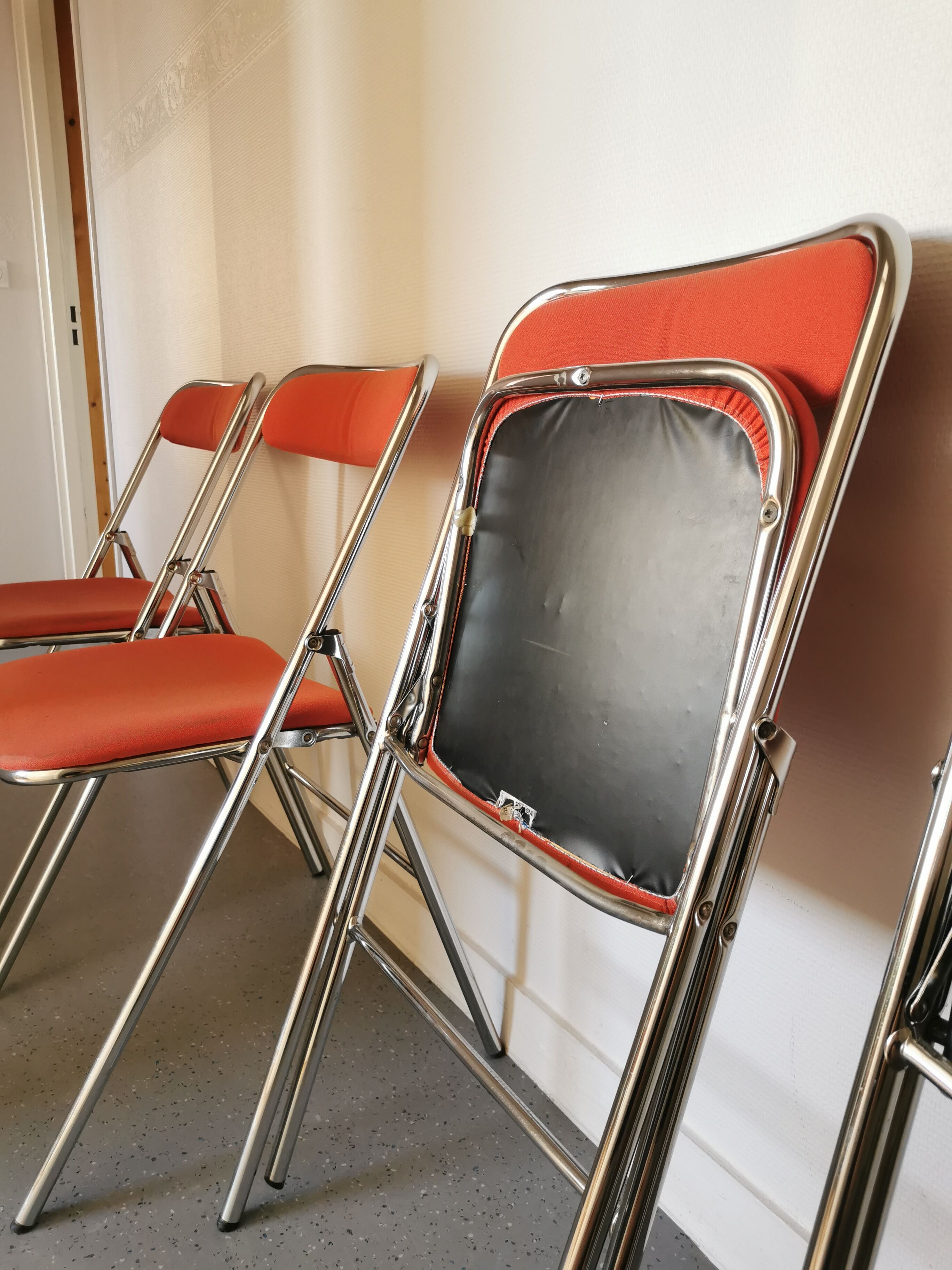4 red and chrome folding chairs, Plichaise by Souvignet, France, 1970